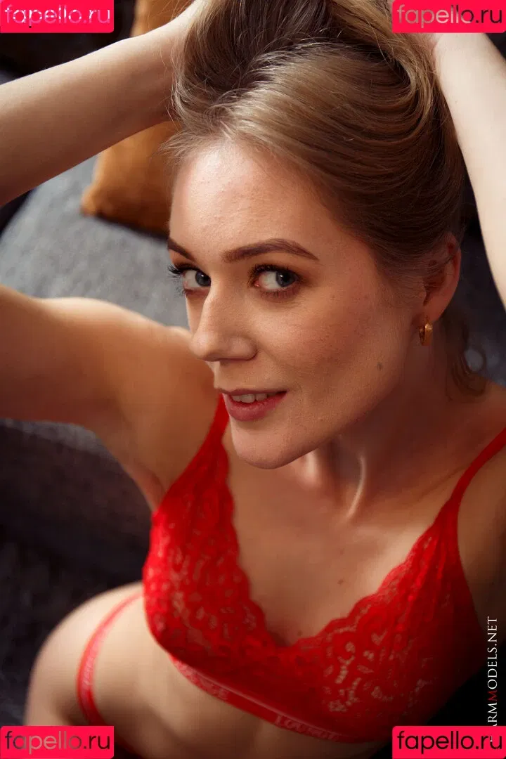 CharmModels Onlyfans Photo Gallery 