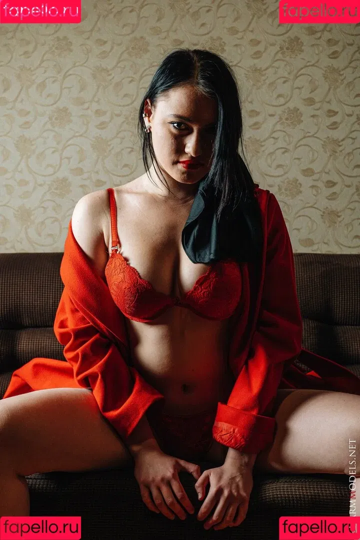 CharmModels Onlyfans Photo Gallery 