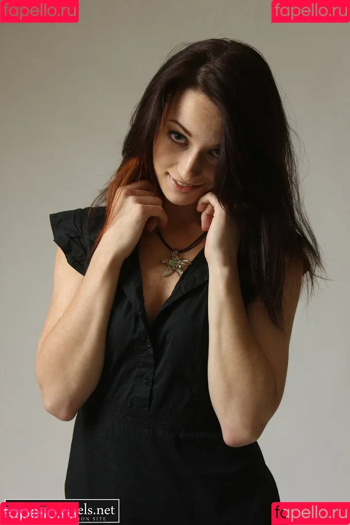 CharmModels Onlyfans Photo Gallery 