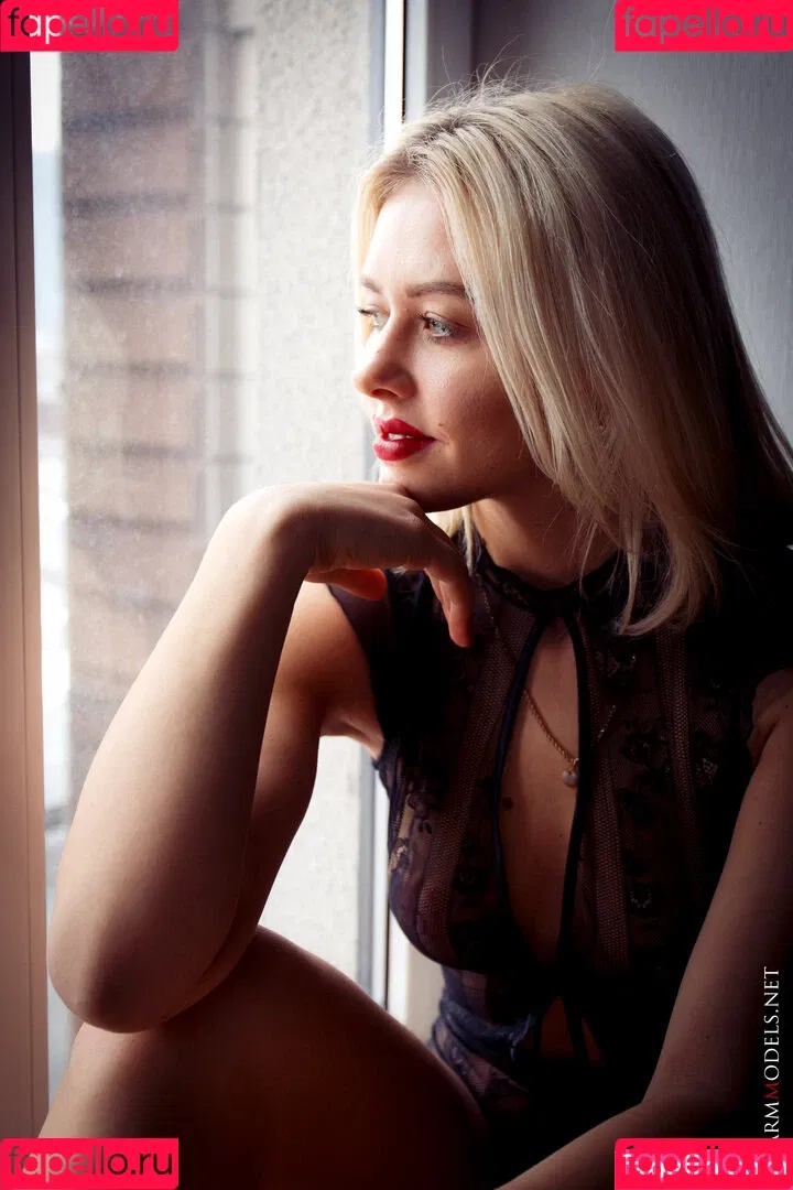 CharmModels Onlyfans Photo Gallery 