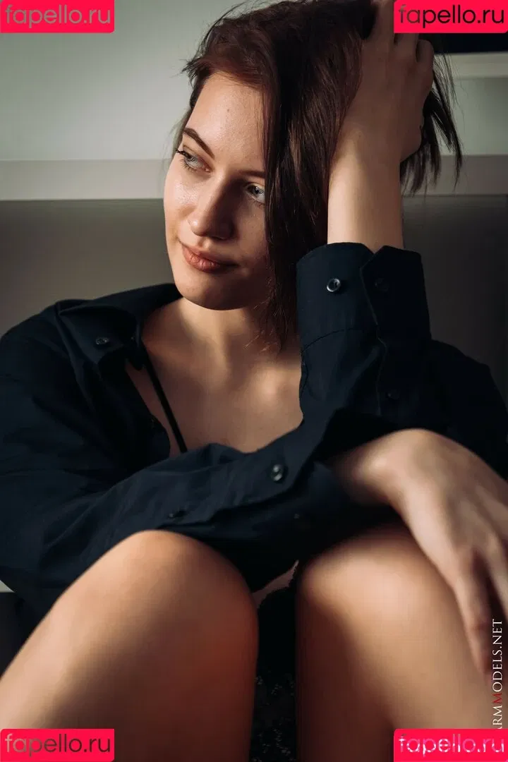 CharmModels Onlyfans Photo Gallery 