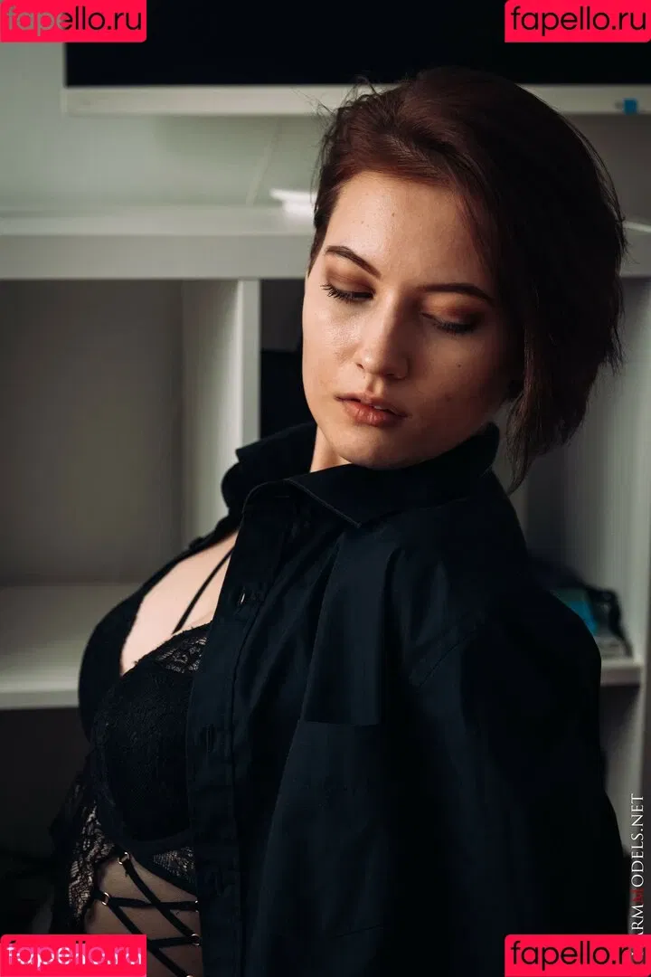 CharmModels Onlyfans Photo Gallery 