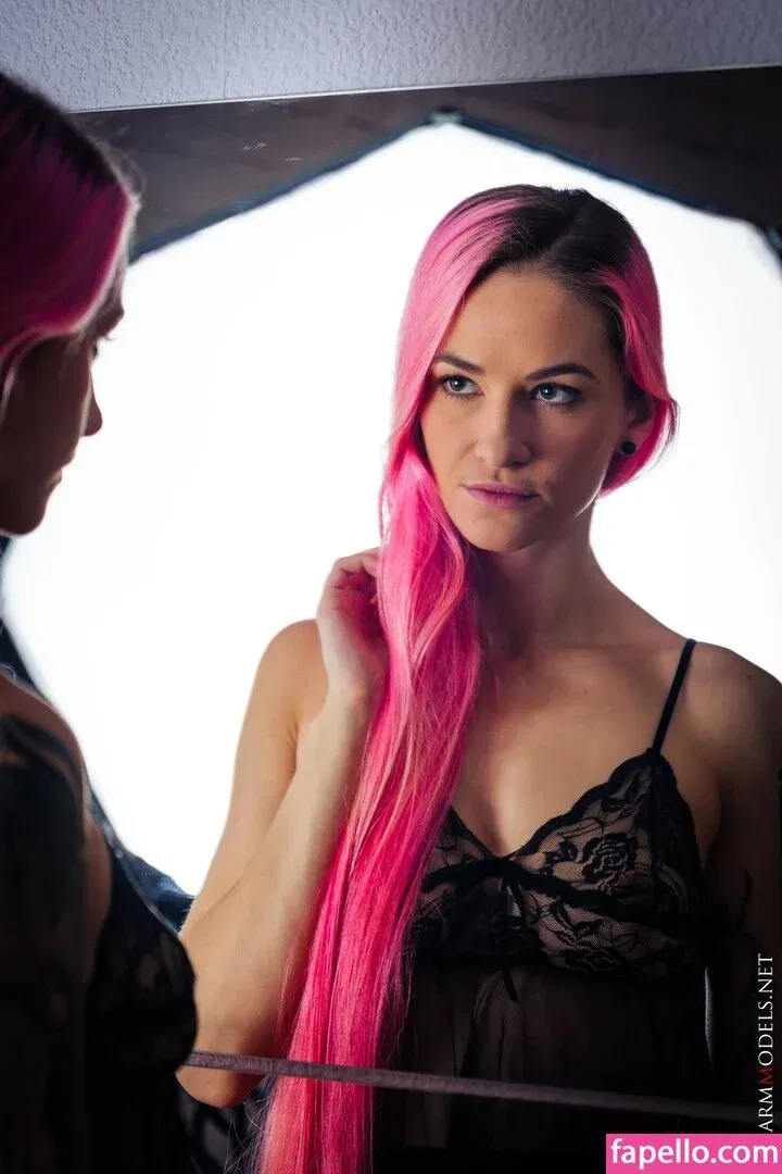 CharmModels Onlyfans Photo Gallery 