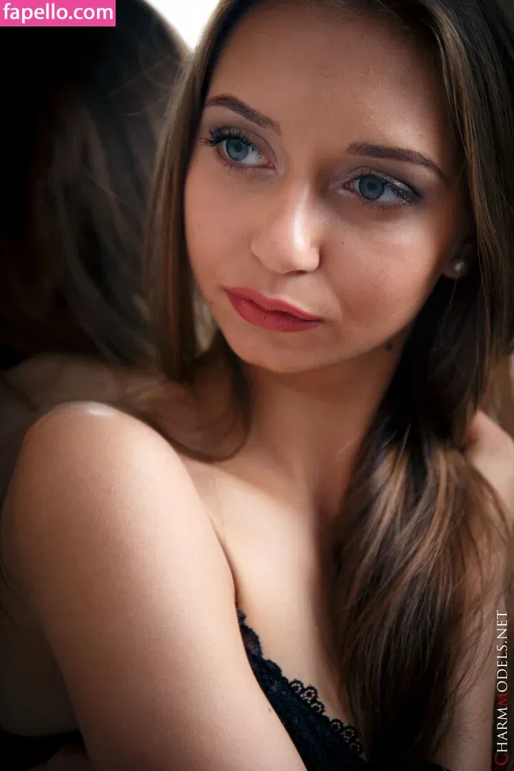 CharmModels Onlyfans Photo Gallery 