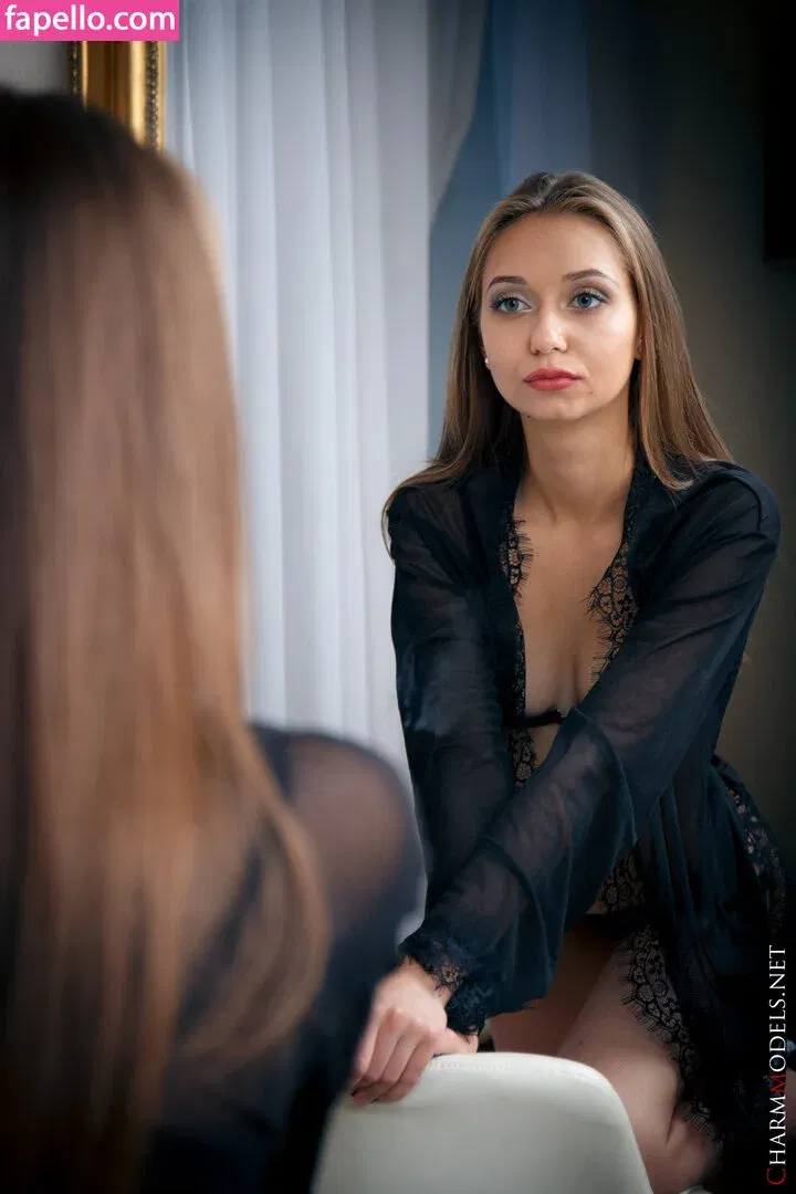 CharmModels Onlyfans Photo Gallery 