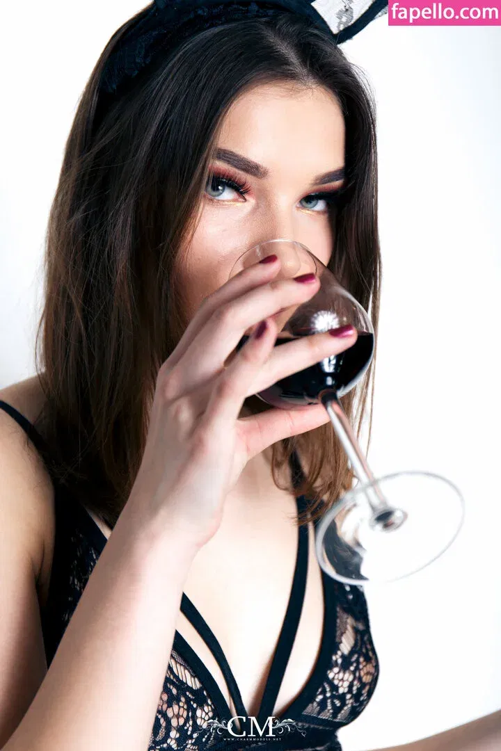 CharmModels Onlyfans Photo Gallery 