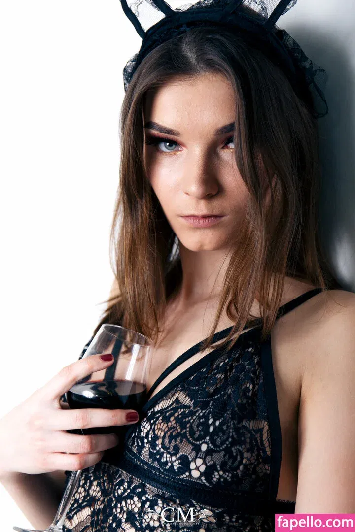 CharmModels Onlyfans Photo Gallery 