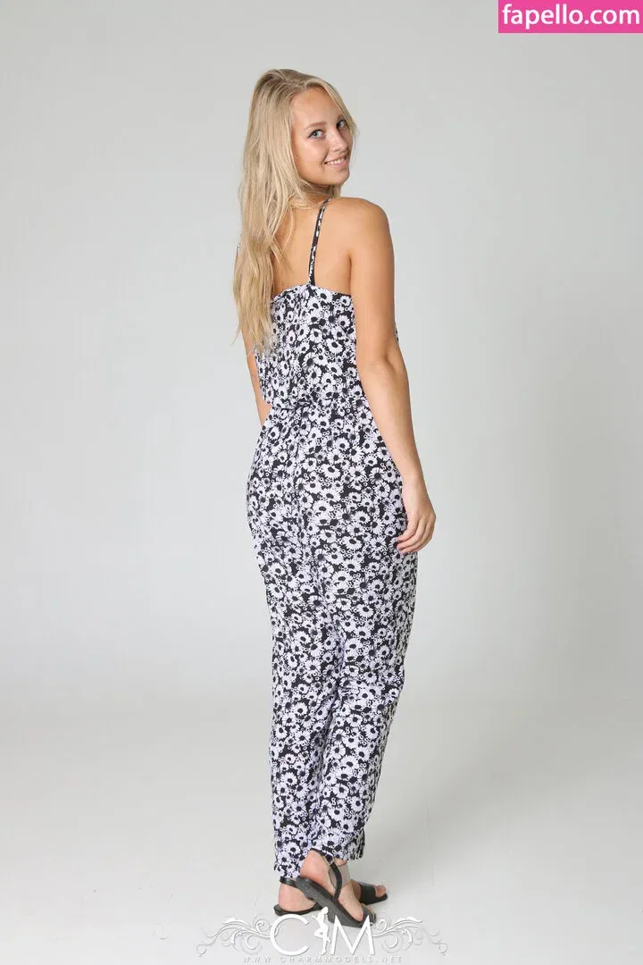 CharmModels Onlyfans Photo Gallery 