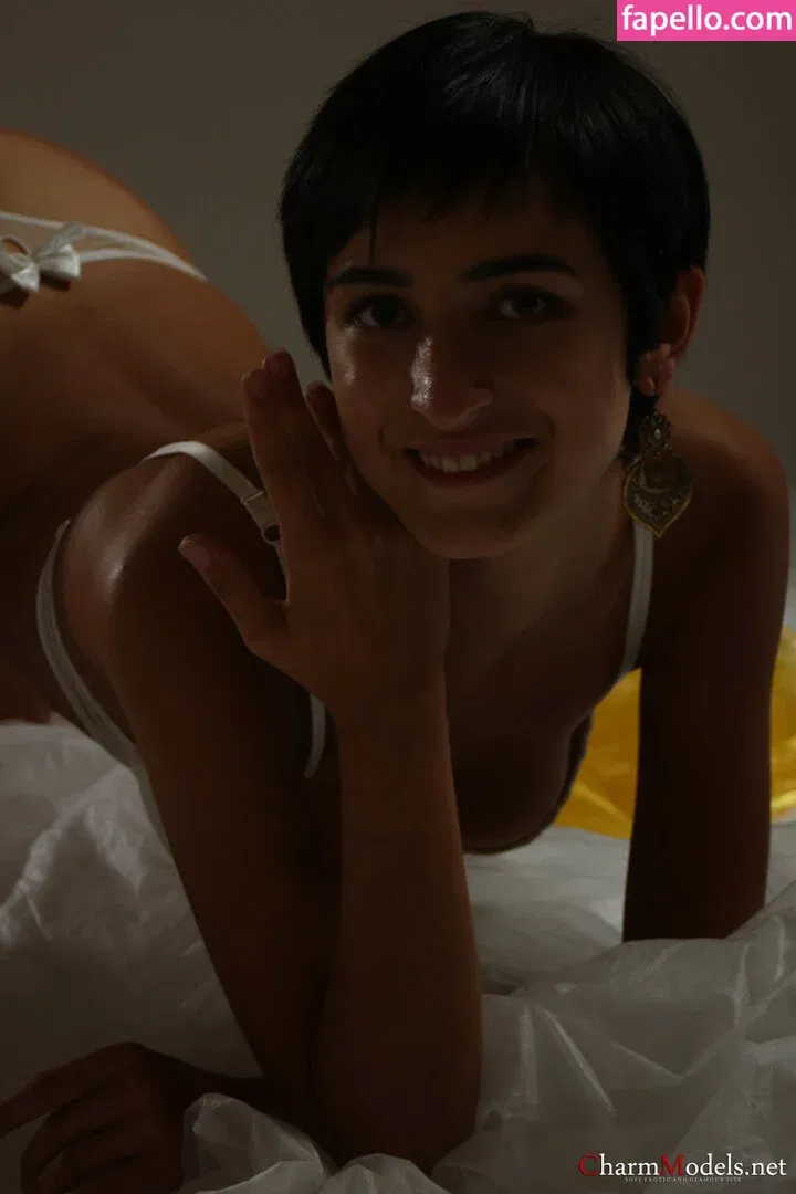 CharmModels Onlyfans Photo Gallery 