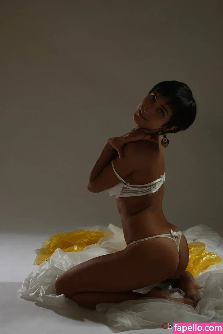 CharmModels Onlyfans Photo Gallery 