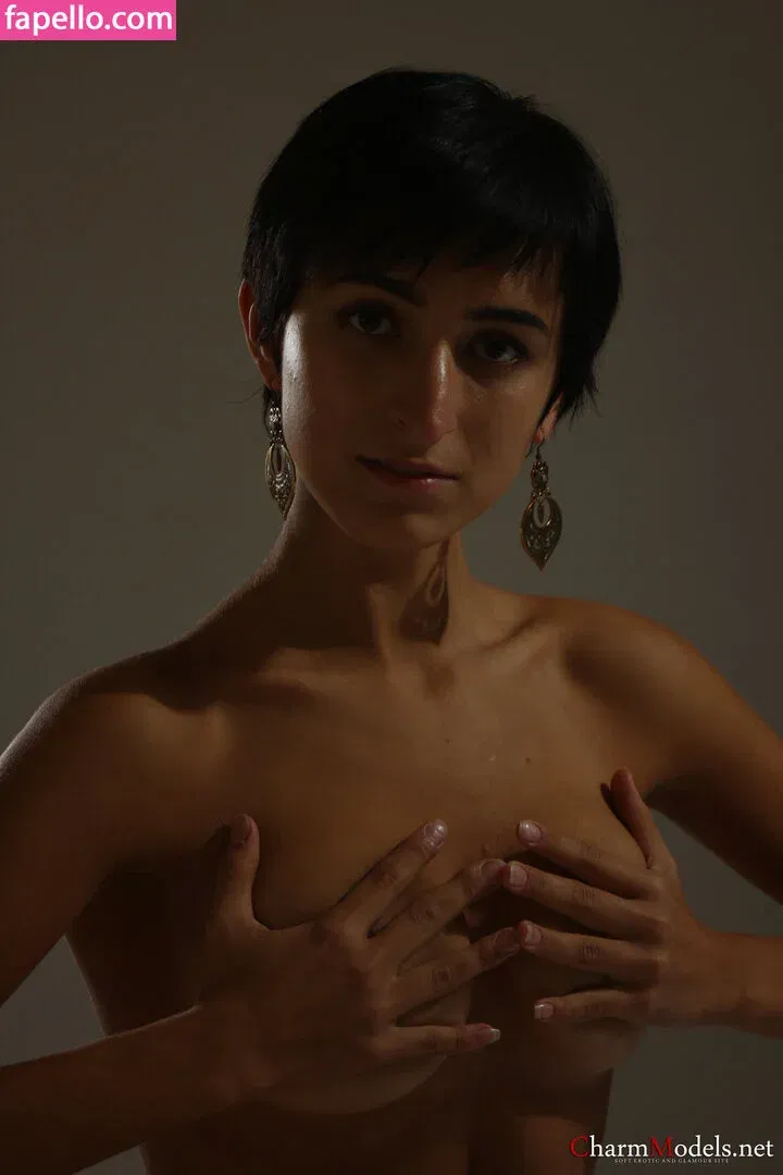 CharmModels Onlyfans Photo Gallery 