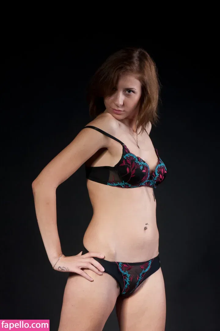 CharmModels Onlyfans Photo Gallery 