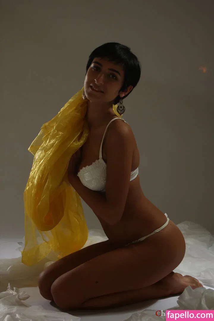 CharmModels Onlyfans Photo Gallery 