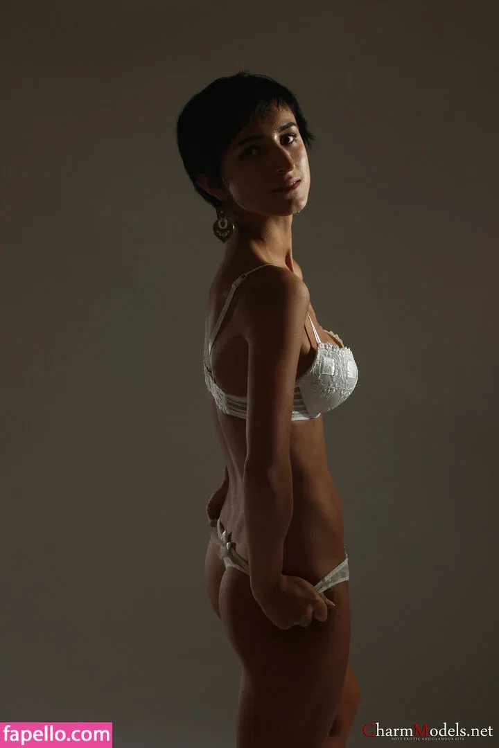 CharmModels Onlyfans Photo Gallery 