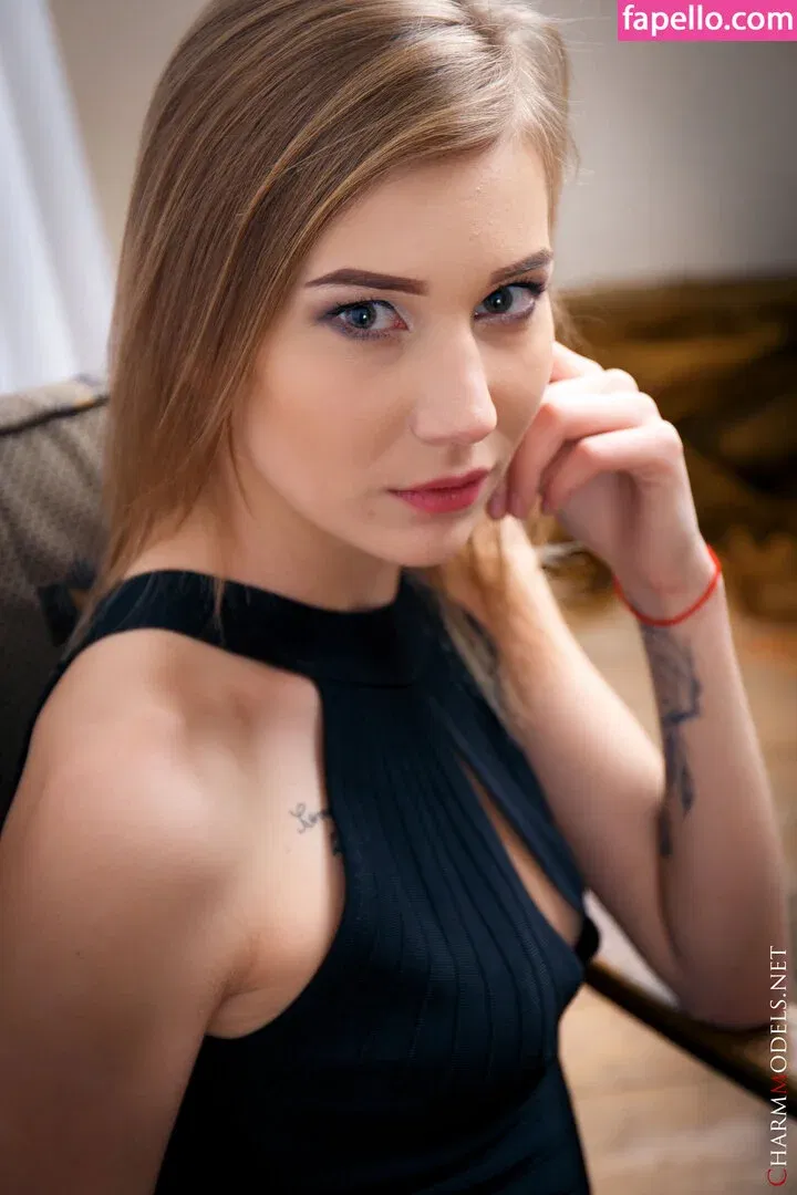 CharmModels Onlyfans Photo Gallery 