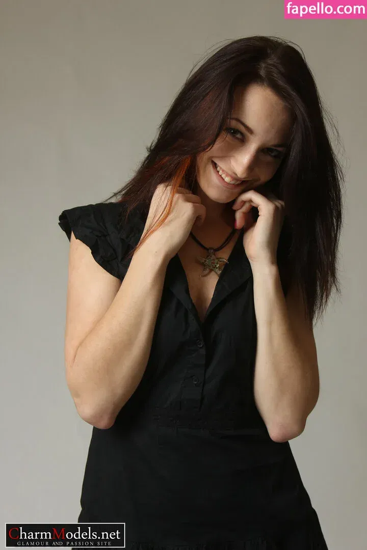 CharmModels Onlyfans Photo Gallery 