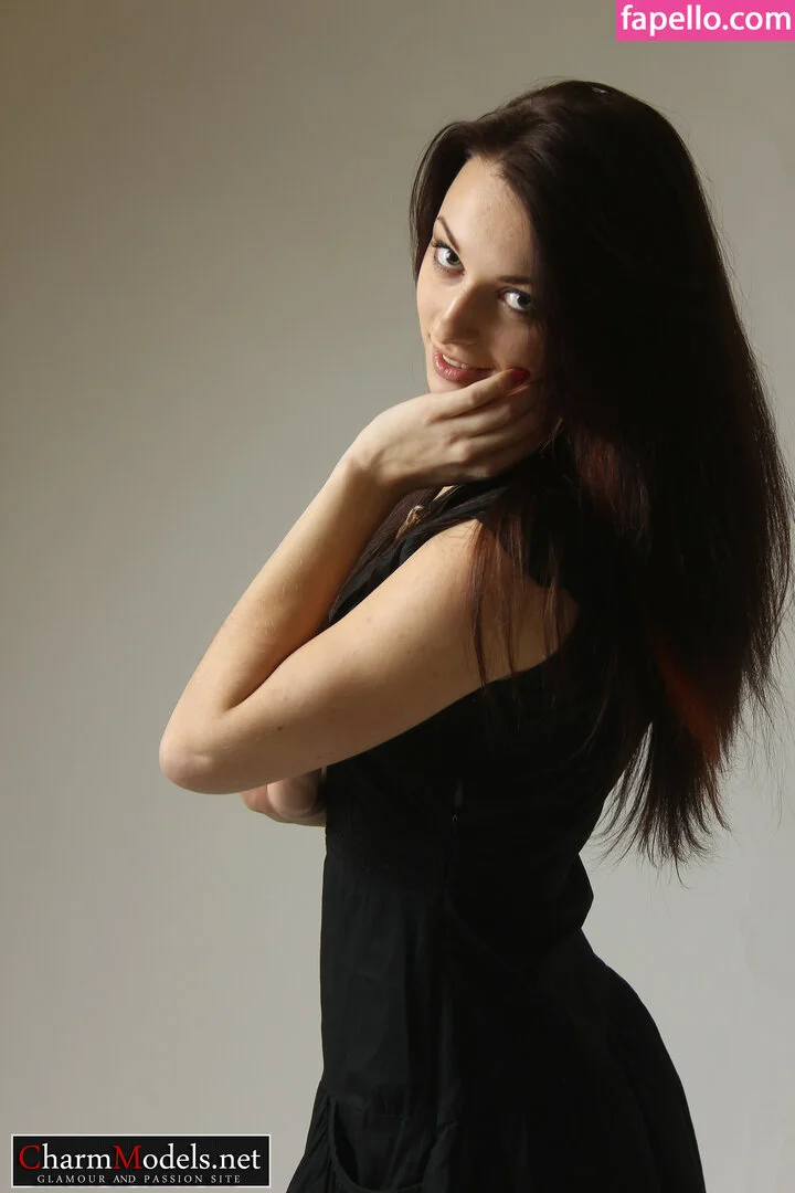 CharmModels Onlyfans Photo Gallery 