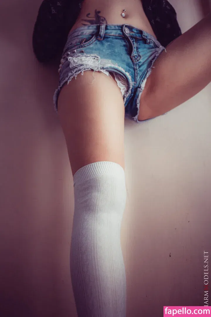 CharmModels Onlyfans Photo Gallery 