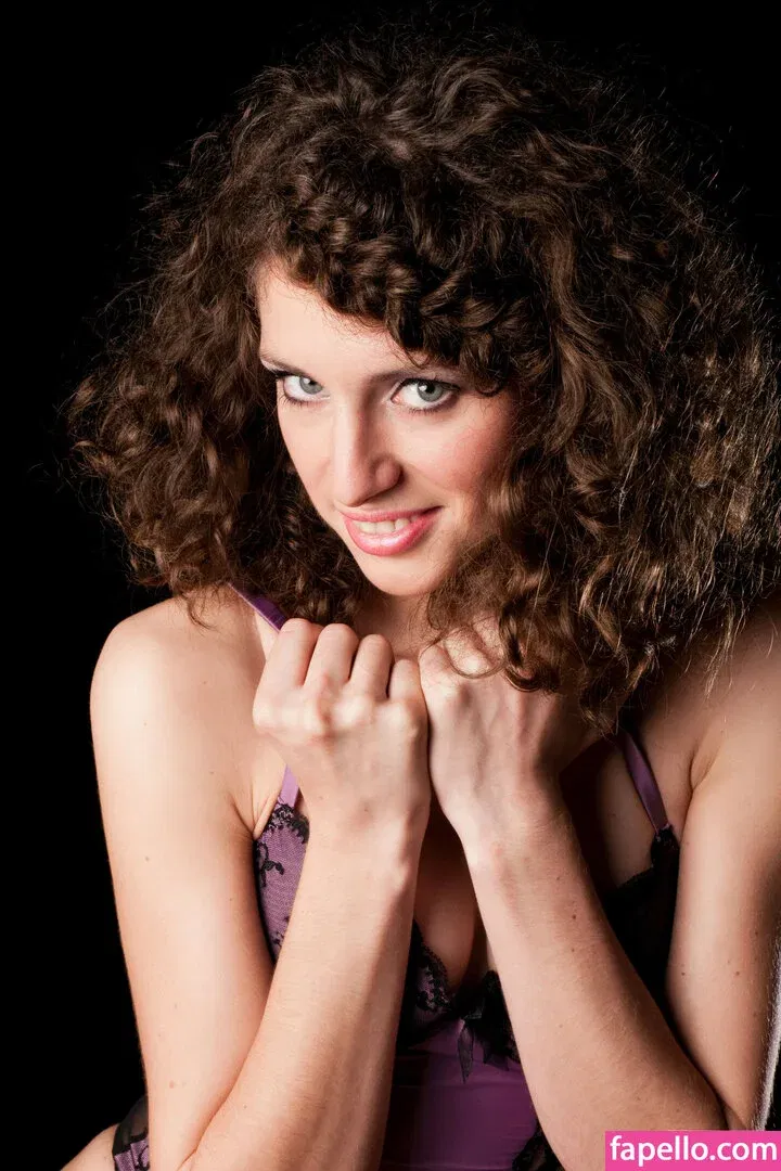 CharmModels Onlyfans Photo Gallery 