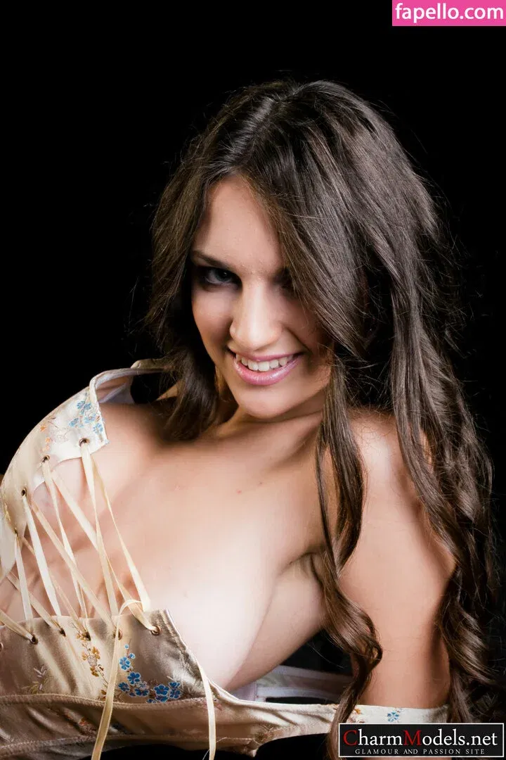 CharmModels Onlyfans Photo Gallery 