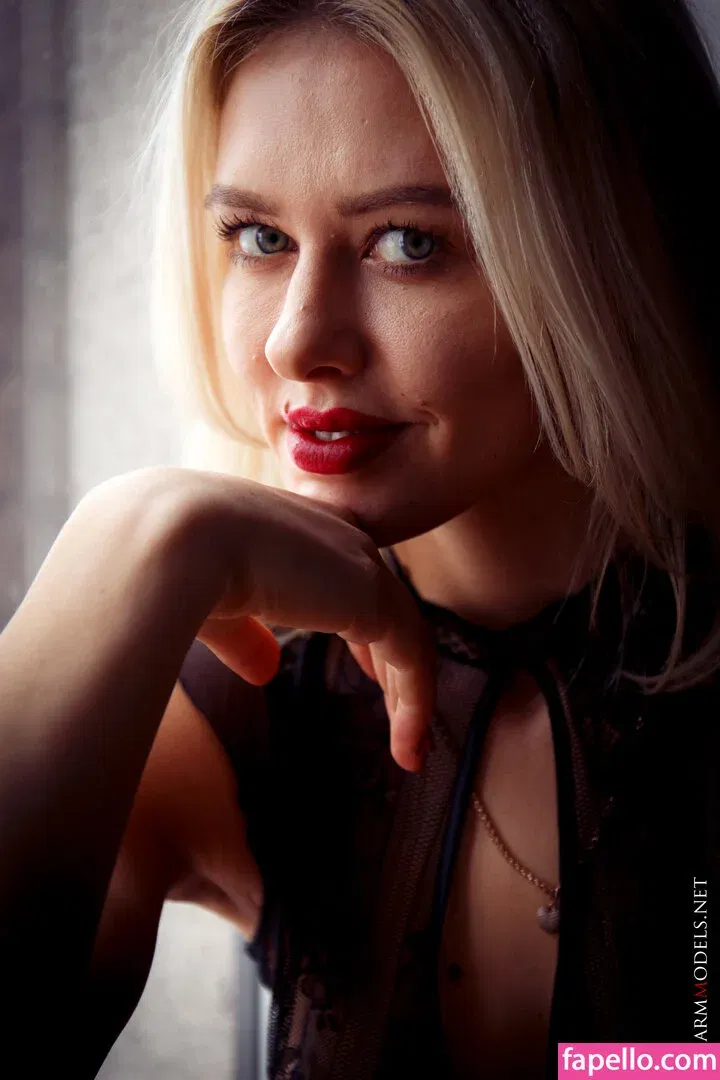 CharmModels Onlyfans Photo Gallery 