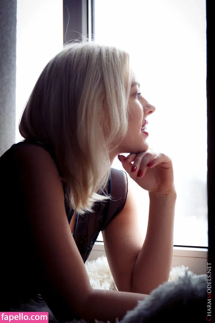 CharmModels Onlyfans Photo Gallery 