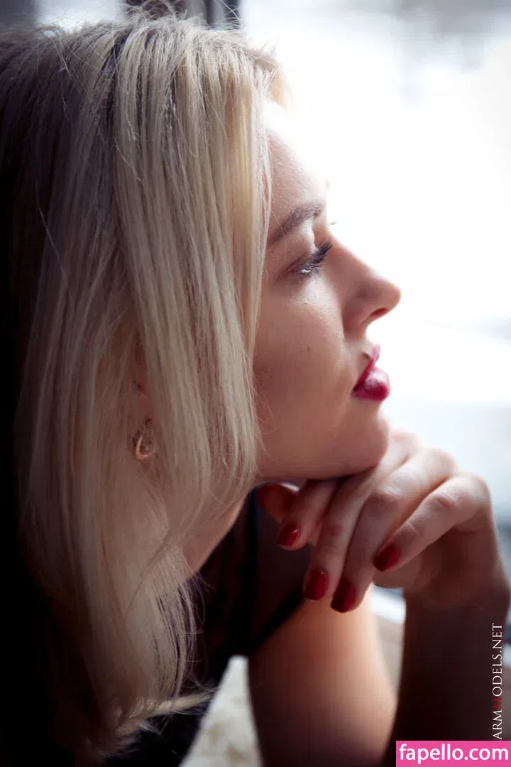 CharmModels Onlyfans Photo Gallery 