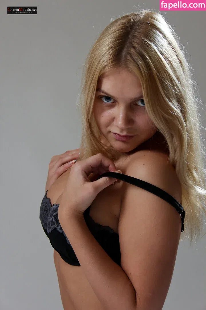 CharmModels Onlyfans Photo Gallery 