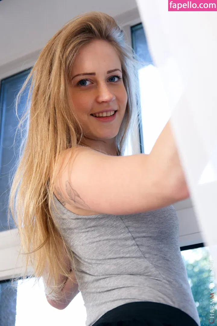 CharmModels Onlyfans Photo Gallery 