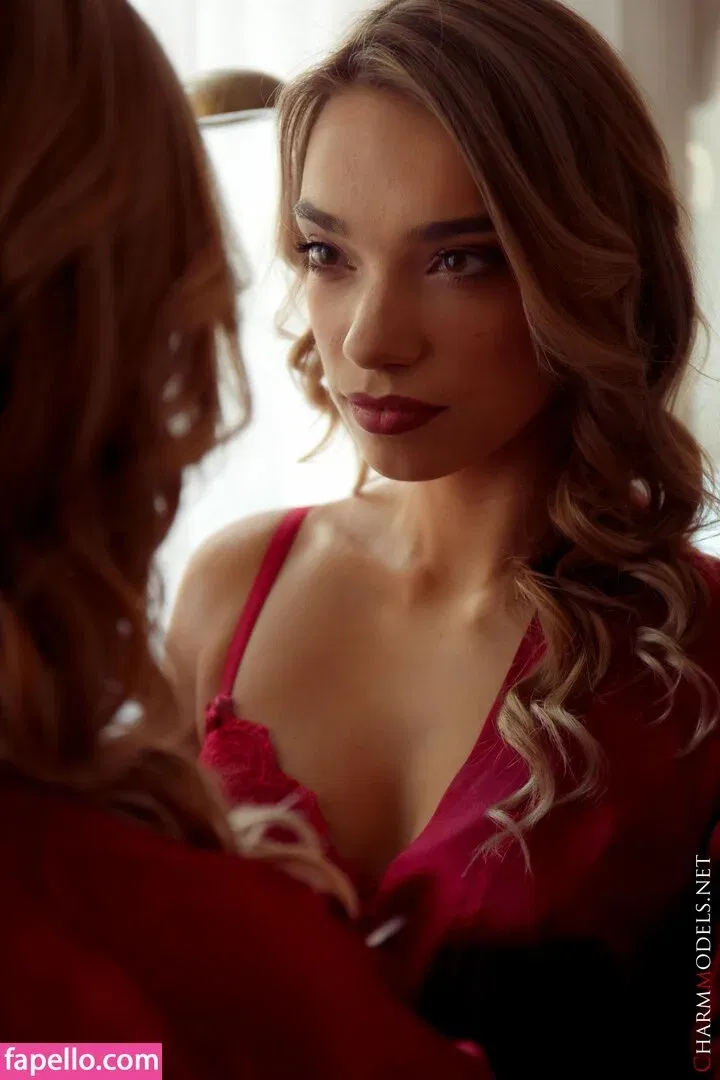 CharmModels Onlyfans Photo Gallery 