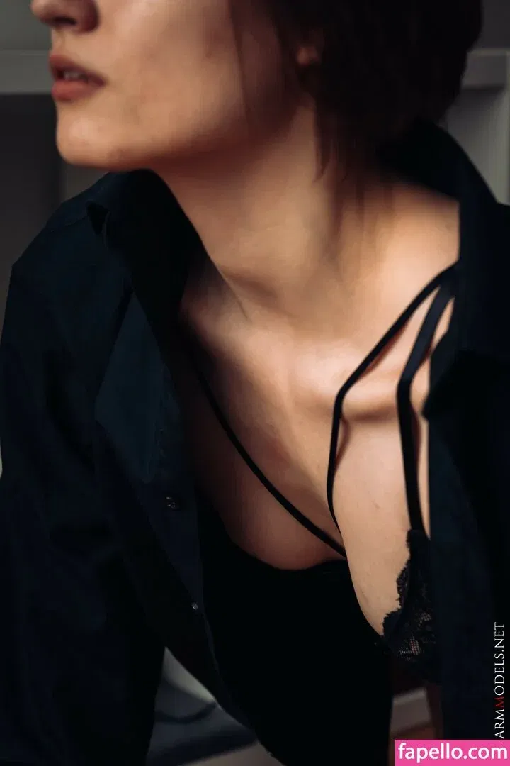 CharmModels Onlyfans Photo Gallery 