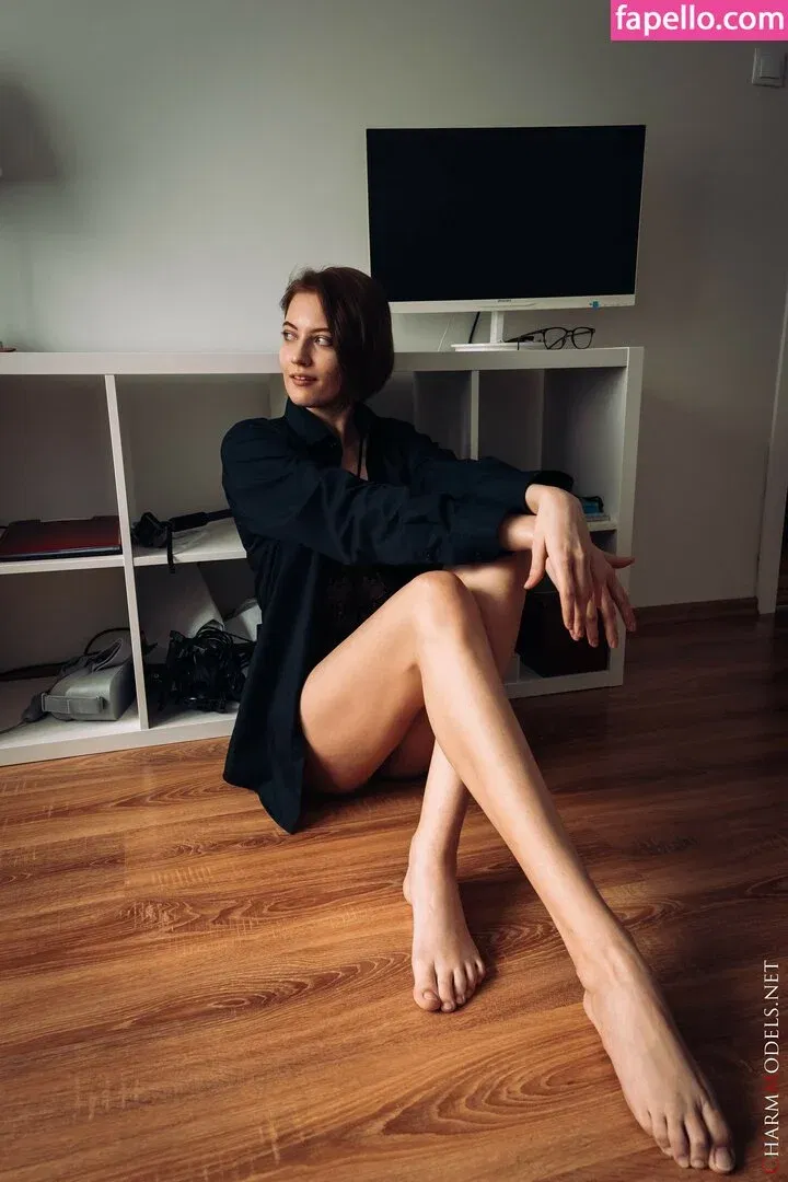 CharmModels Onlyfans Photo Gallery 