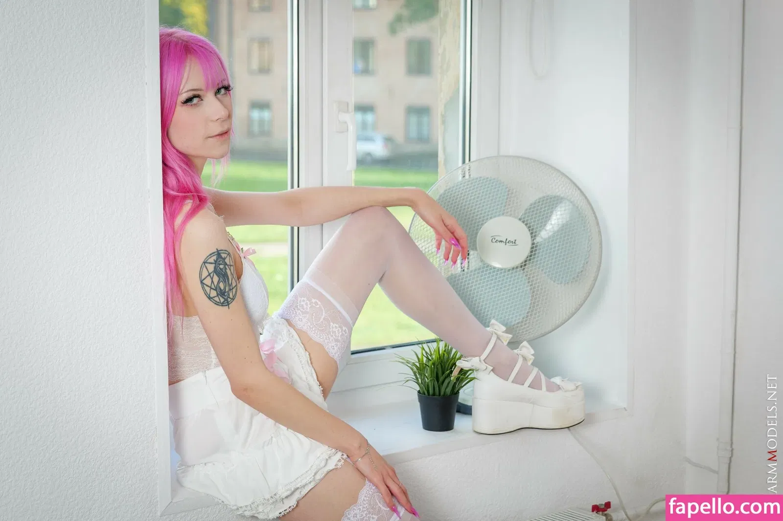 CharmModels Onlyfans Photo Gallery 