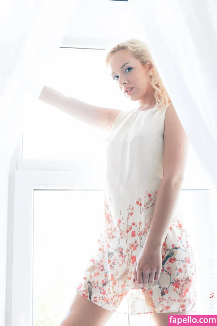 CharmModels Onlyfans Photo Gallery 