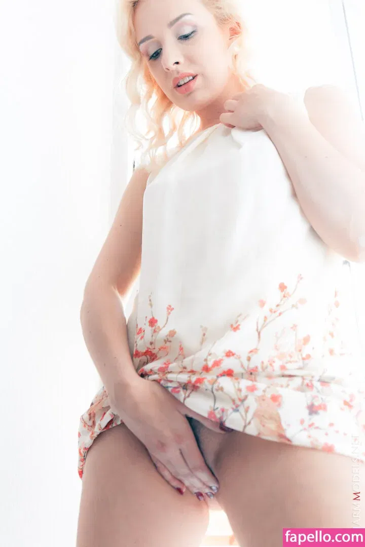 CharmModels Onlyfans Photo Gallery 