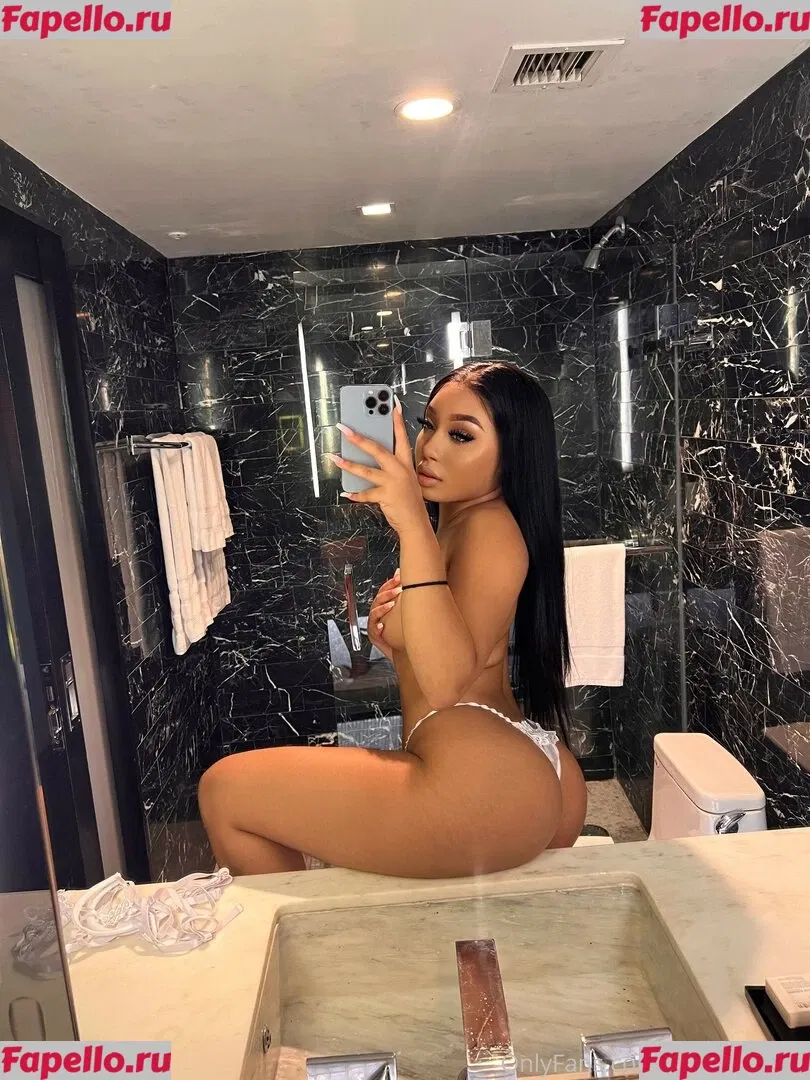 Naturalchina Onlyfans Photo Gallery 