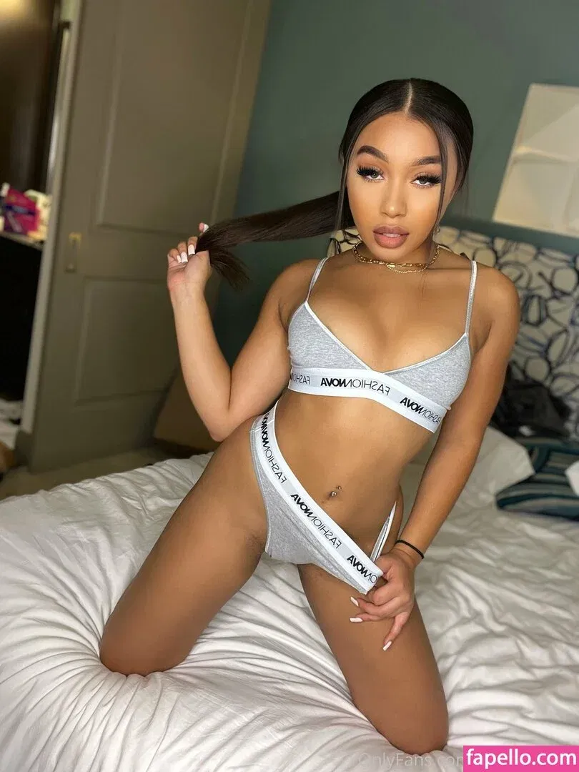 Naturalchina Onlyfans Photo Gallery 