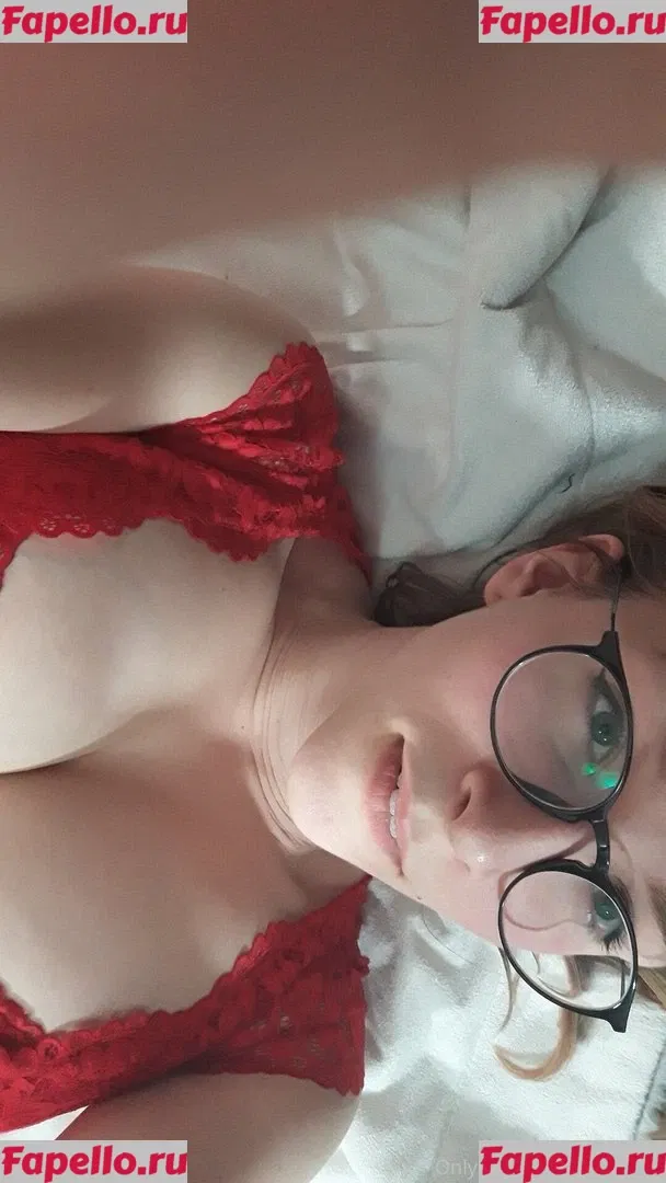 Vivid_Whit Onlyfans Photo Gallery 