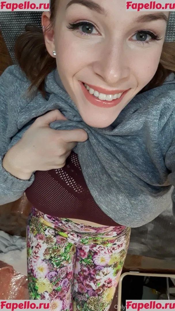 Vivid_Whit Onlyfans Photo Gallery 