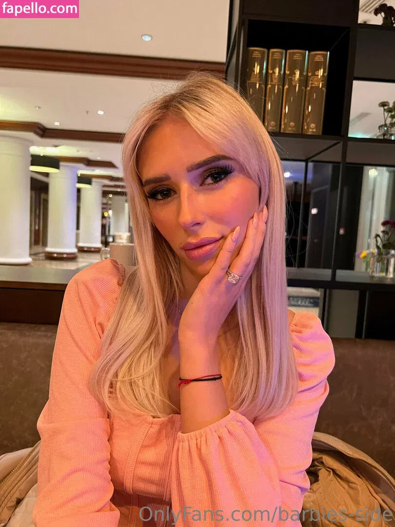 barbies-side Onlyfans Photo Gallery 