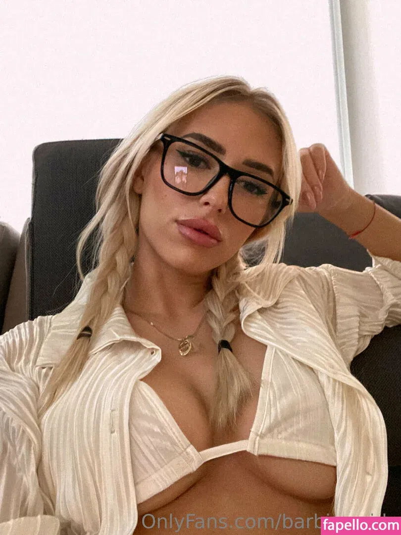 barbies-side Onlyfans Photo Gallery 