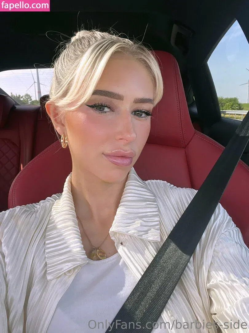 barbies-side Onlyfans Photo Gallery 