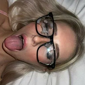 barbies-side Onlyfans Photo Gallery 