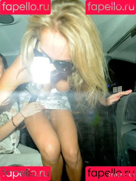 Aisleyne Onlyfans Photo Gallery 