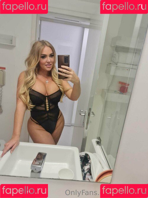 Aisleyne Onlyfans Photo Gallery 