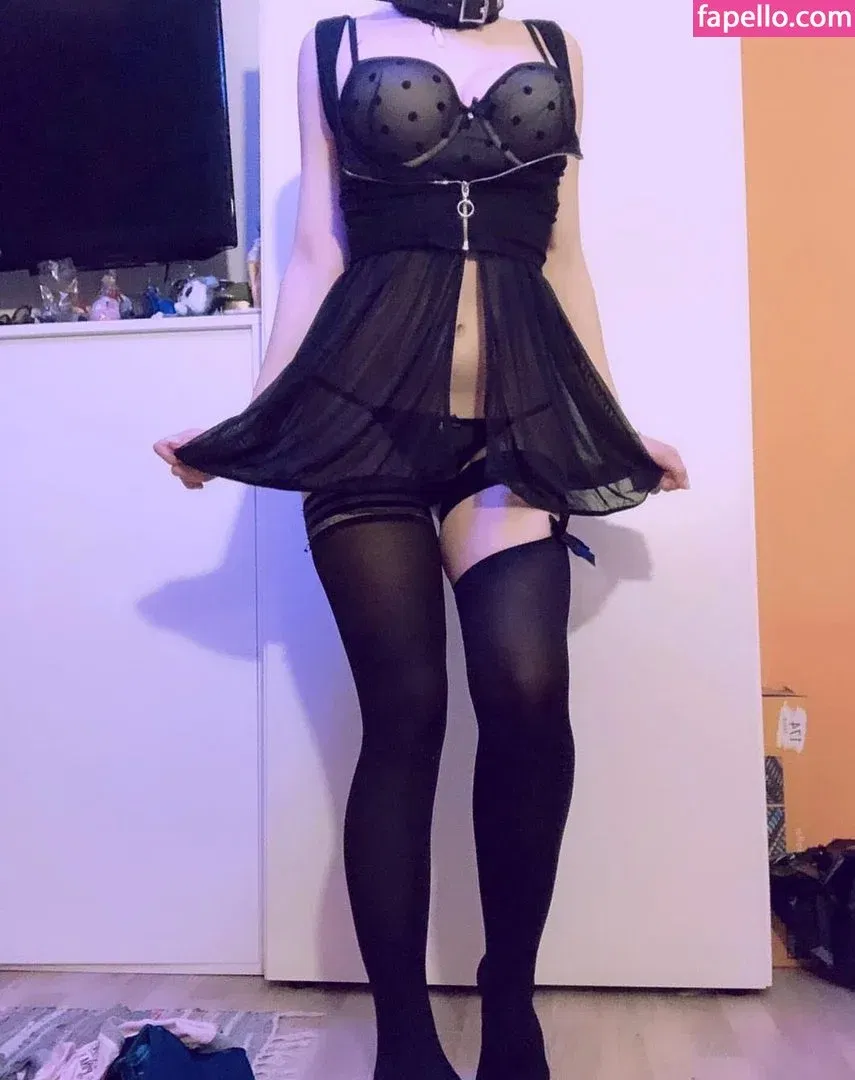 Notyourwaifu_6 Onlyfans Photo Gallery 