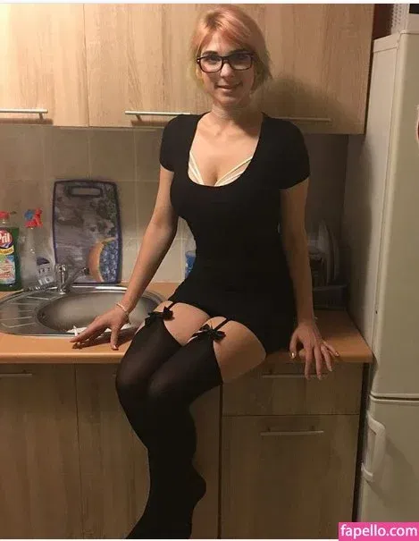 Notyourwaifu_6 Onlyfans Photo Gallery 