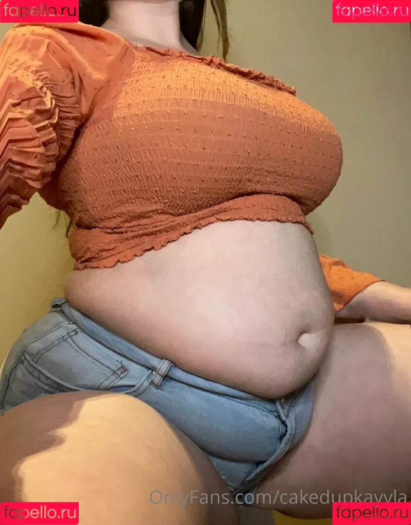 cakedupkayyla Onlyfans Photo Gallery 