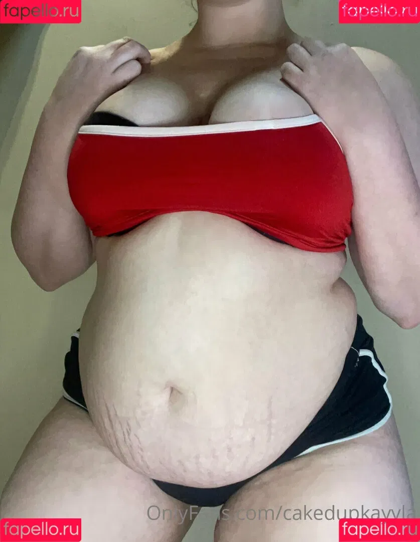 cakedupkayyla Onlyfans Photo Gallery 