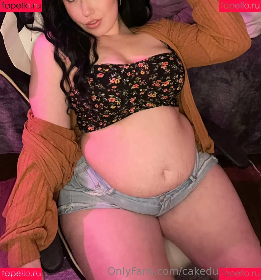 cakedupkayyla Onlyfans Photo Gallery 